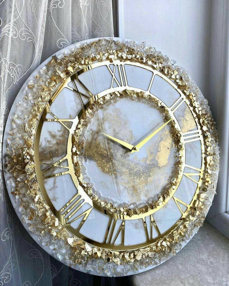 «Crystal» white-and-gold wall clock
